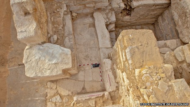 About 30 vessels were found at the tomb