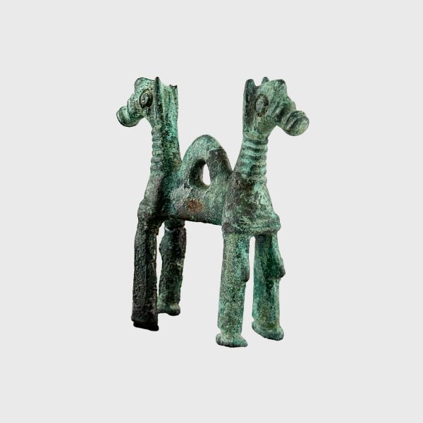 Item: Double Horse Pendant